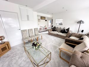 Lounge- click for photo gallery